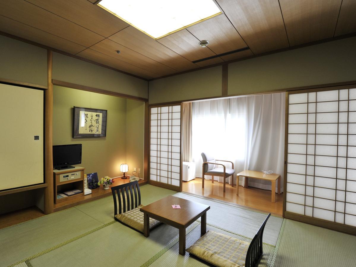 Fukuoka Recent Hotel Kültér fotó